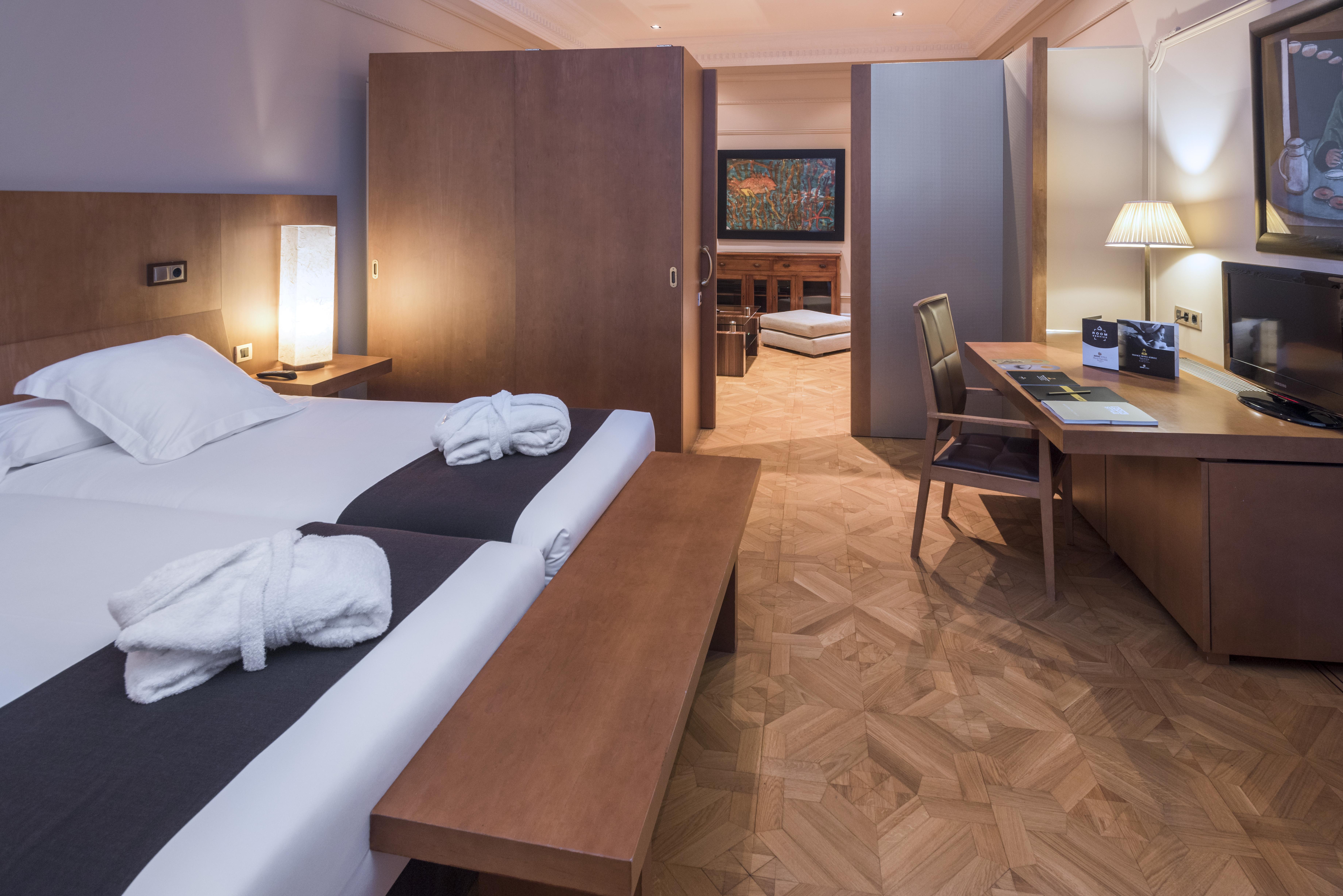 Hotel Serhs Rivoli Rambla Барселона Екстериор снимка
