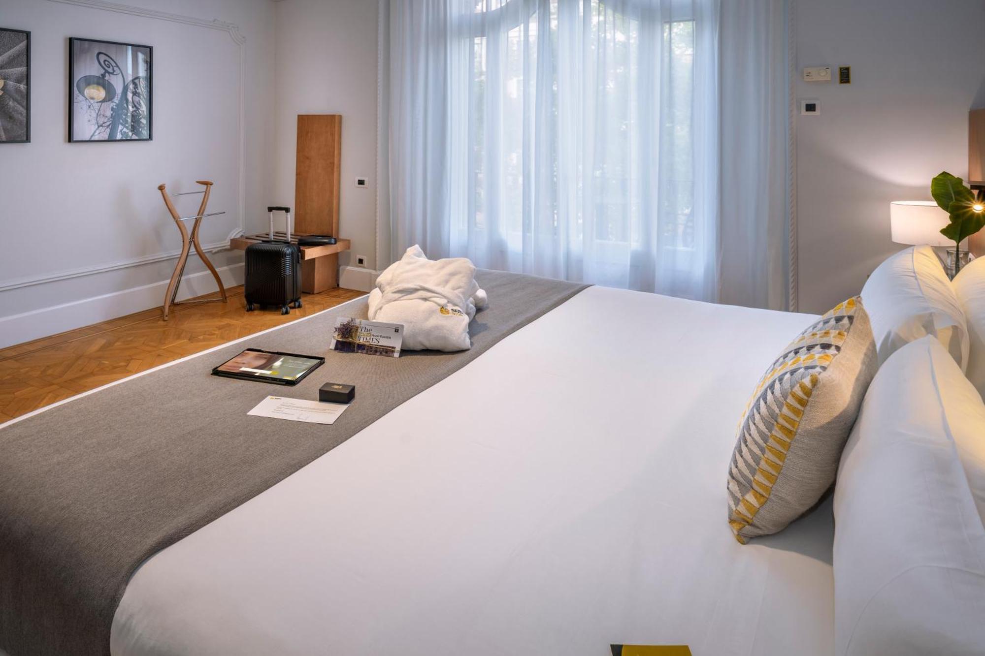 Hotel Serhs Rivoli Rambla Барселона Екстериор снимка